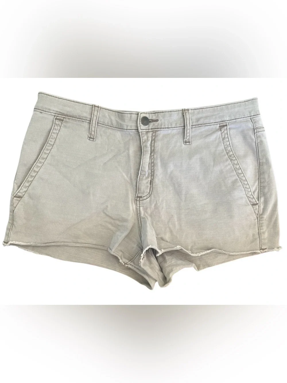 Frayed Hem Women's Denim Shorts - Light Tan